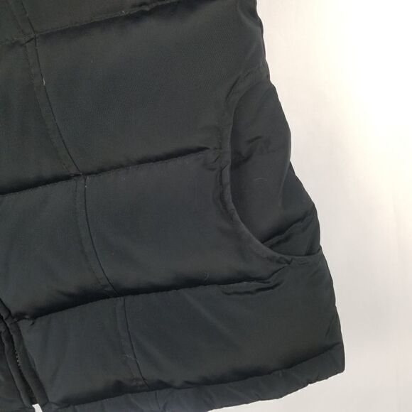 Black Cyclone puffer vest. Size M - Picture 3 of 15